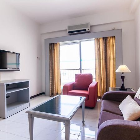 شقة تانجونغ بونغاه  في Sea View Paradise المظهر الخارجي الصورة