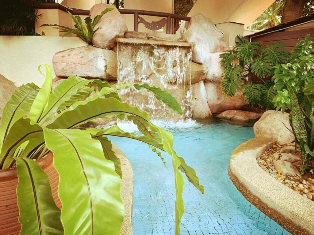 شقة تانجونغ بونغاه  في Sea View Paradise المظهر الخارجي الصورة
