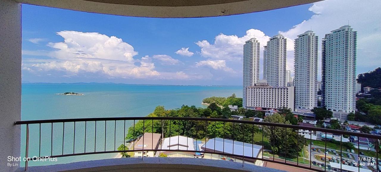 شقة تانجونغ بونغاه  في Sea View Paradise المظهر الخارجي الصورة