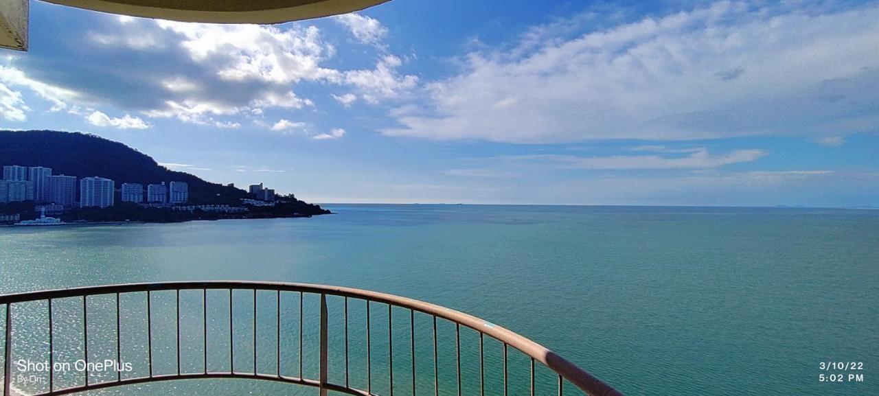 شقة تانجونغ بونغاه  في Sea View Paradise المظهر الخارجي الصورة