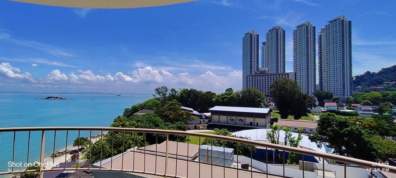 شقة تانجونغ بونغاه  في Sea View Paradise المظهر الخارجي الصورة